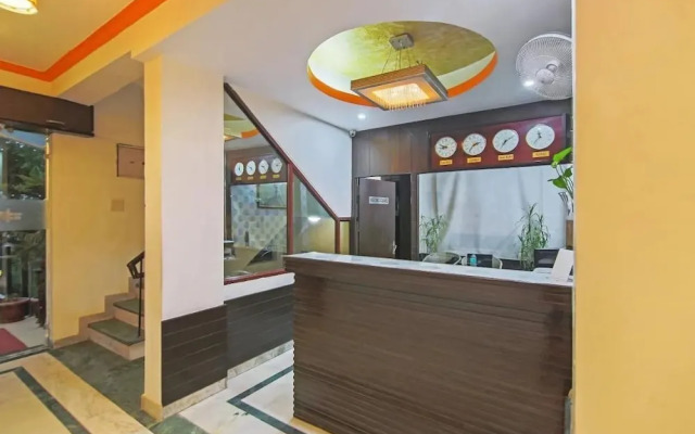 Tipsyy Inn Suites 006