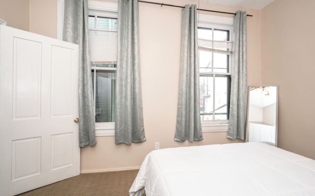Historic Gem Russell Suite 3