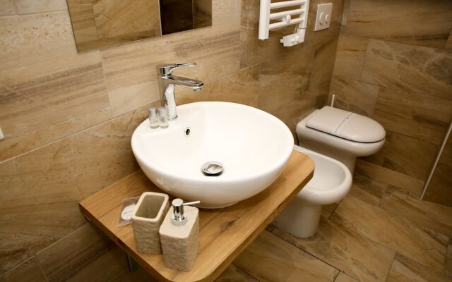 Vatican Comfort Suites