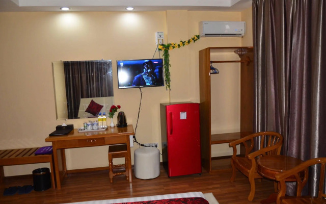 Mingalar Hotel