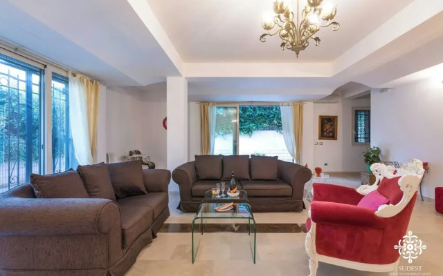 Villa Festosa - Luxury Retreat