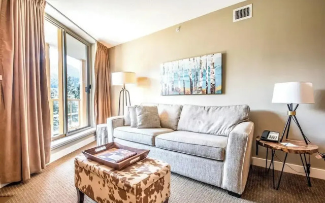 Cascade Lodge - Beautiful One Bedroom Suite 226