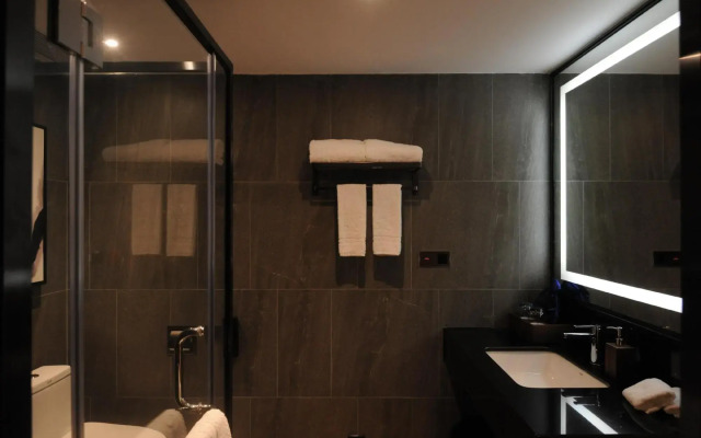 Homewise Hotel