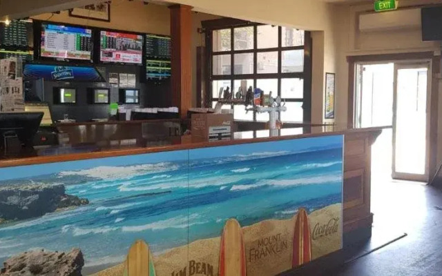 Port Lincoln Pier Hotel