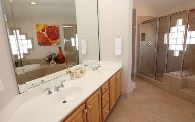 Wave Rider - 6 Br Home