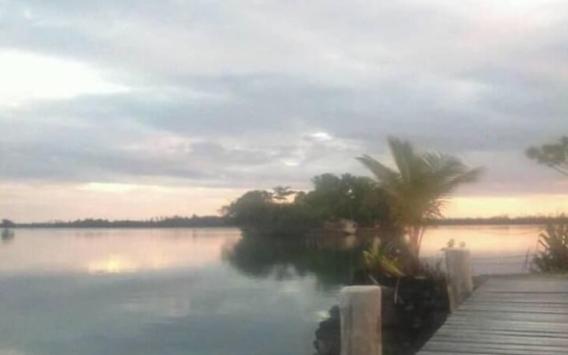 Serah's Lagoon Hideaway
