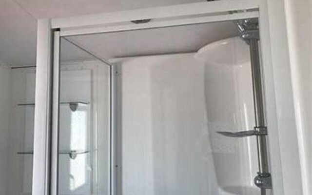 Beautiful Spacious Caravan in South Lake District