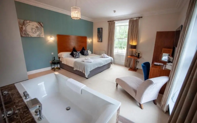 Fishmore Hall