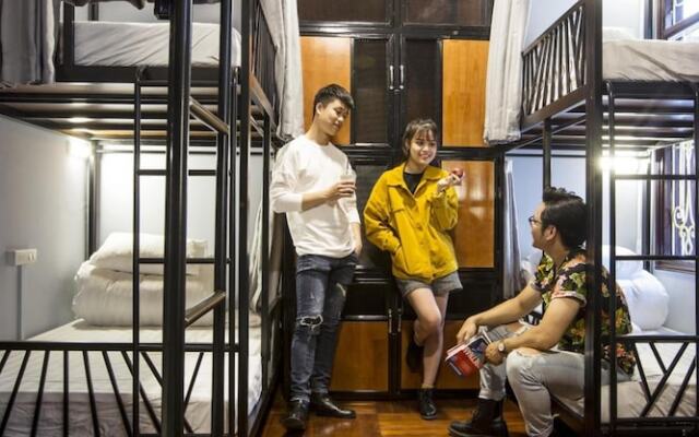 The Chi Novel Hostel