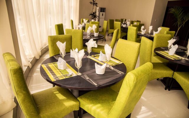 Brookville Hotel & Suites