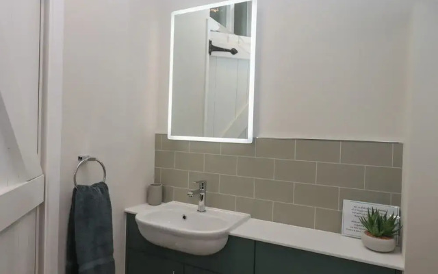 Cherryblossom Cottage