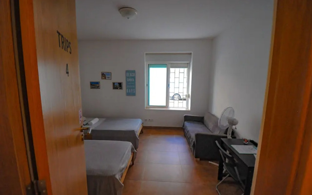 Surf Vibe Guest House