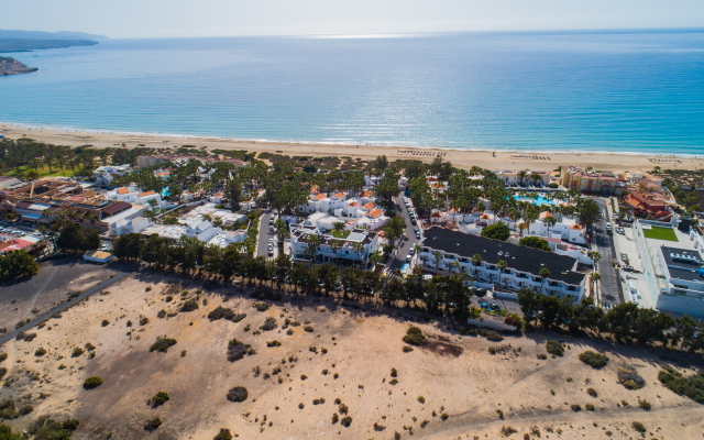 Bahía Calma Beach