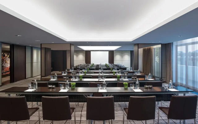 New World Makati Hotel
