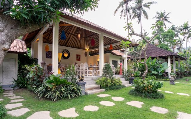 Utama Villas Beach Front Candidasa