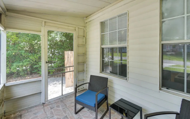 Jacksonville Vacation Rental ~ 7 Mi to Downtown!