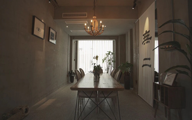 Unique Space Design Art Hotel