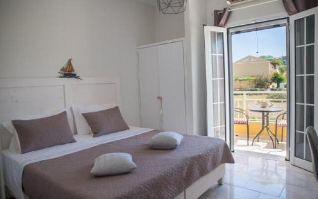 Alex Studios & Apartments