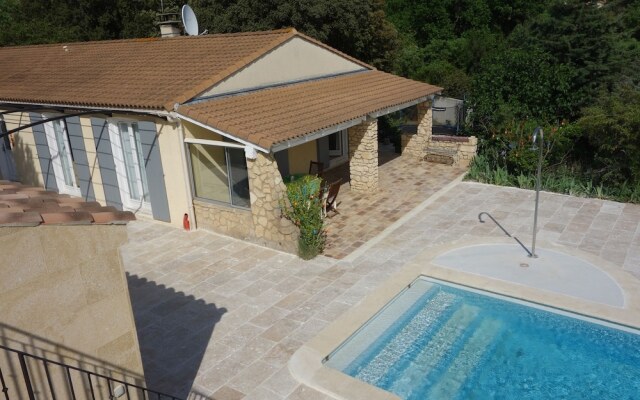 House With 4 Bedrooms in Castillon-du-gard, With Private Pool, Enclose