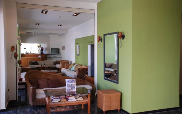 City Plus Rhodes Hotel