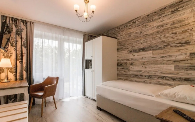Hotel Diana