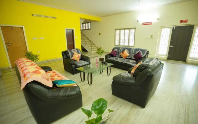 Oyo Flagship 805641 The Central Guest House