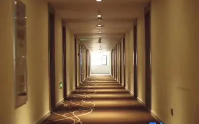 Hanting Hotel (Changchun Railway Station South Exit)
