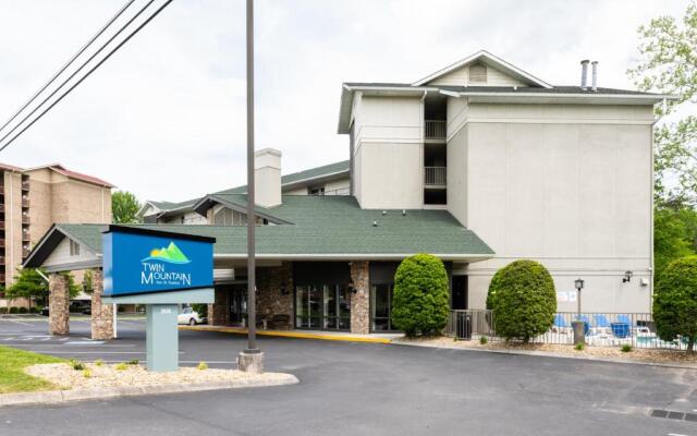 Twin Mountain Inn & Suites