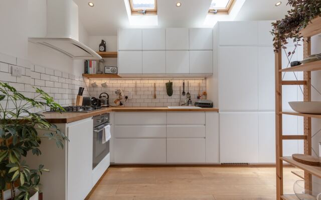 Stylish 2 Bedroom Apartment Stoke Newington