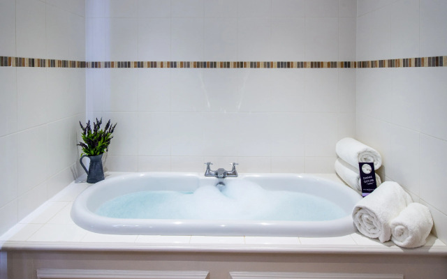 Bruntsfield Hotel