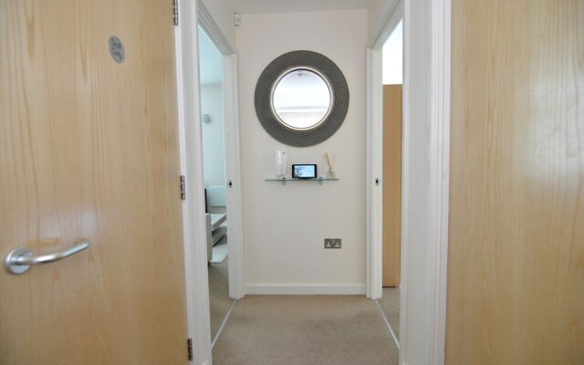 Brightleap Apartments - Silbury View