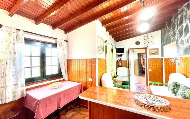 Casa Rural 3 con Barbacoa Cerca de Playa Hermigua