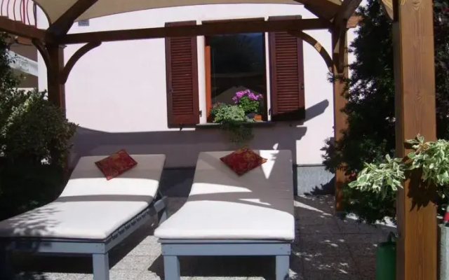 La Casa Rosa