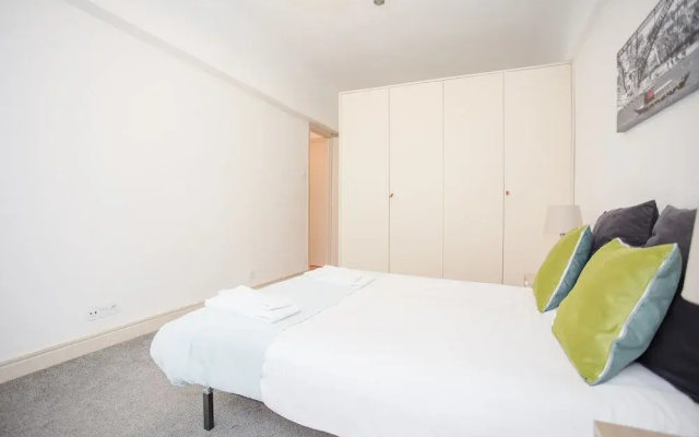 Liiiving in Porto Light Spacious Apartment