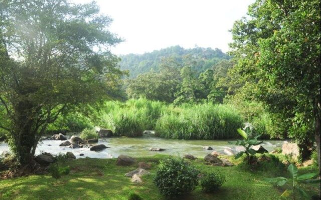 River Gardens Kandy Hotel