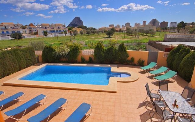 Villa - 4 Bedrooms with Pool and WiFi - 105014
