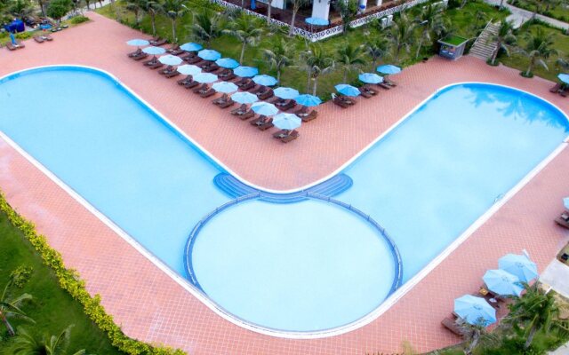 Golden Peak Resort & Spa