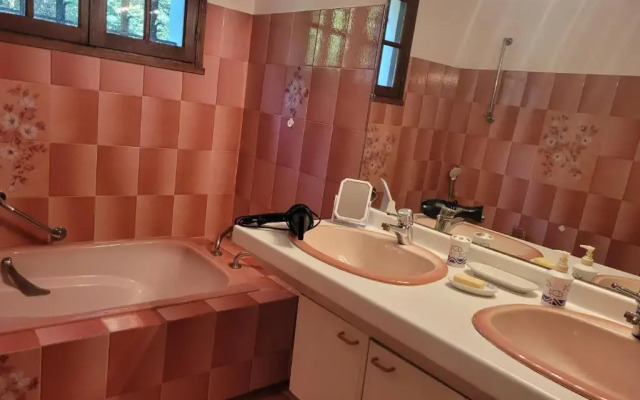 Bel appartement T4 dans maison basque