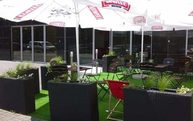 DeSilva Inn Katowice Airport