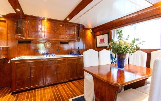 Yacht Sarah Venezia