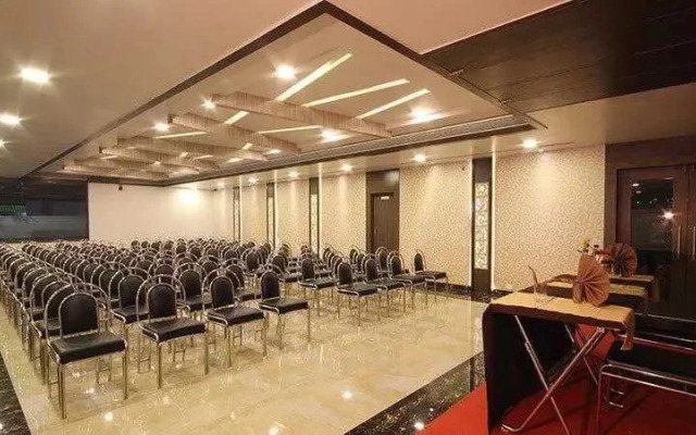 Hotel Royal Park Residency