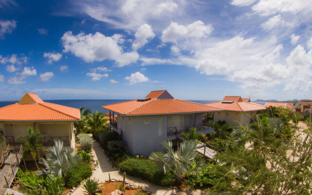 Bonaire Luxury Suites by VRHost