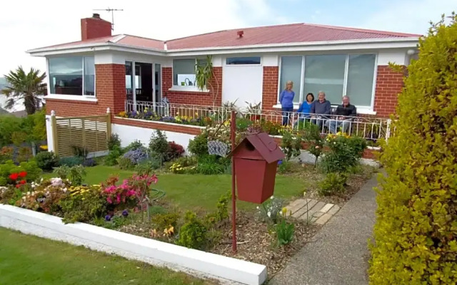 Rosemount B&B by the Sea St Clair