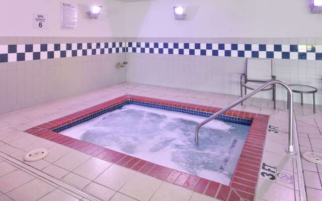 Comfort Inn & Suites Fayetteville - University Area