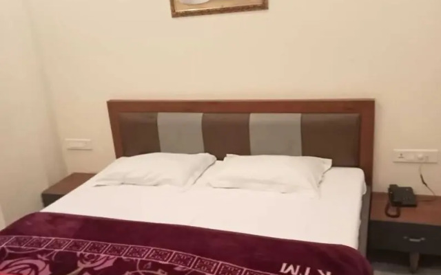Hotel Bhullar