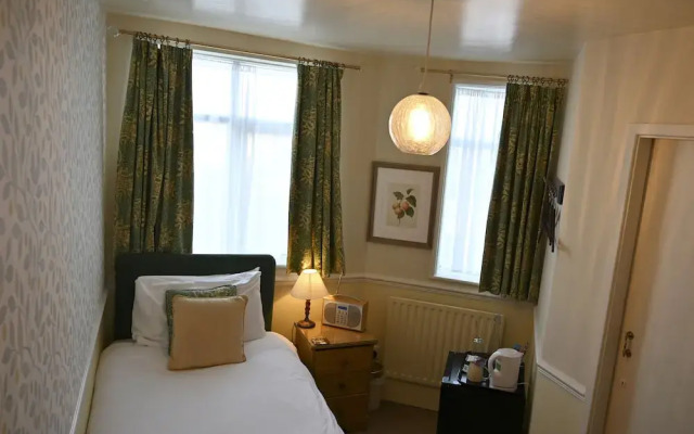 Orchard Club - Newton House