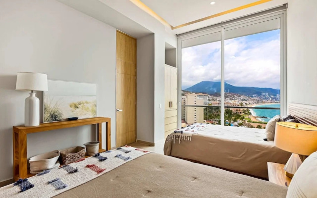 Panoramic Hot Tub Oceanview Luxury 4BR Penthouse