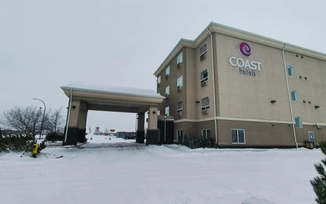 Coast Weyburn Hotel