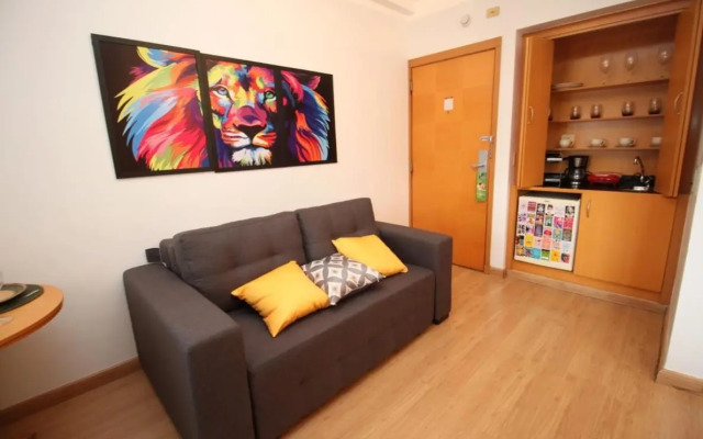 Flat 4 Estrelas Jardins