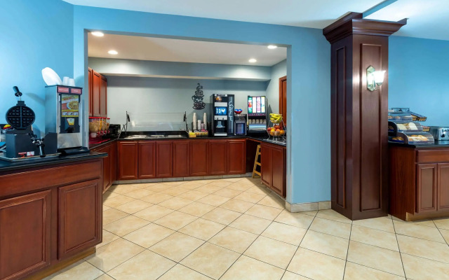Hawthorn Suites by Wyndham Allentown-Fogelsville